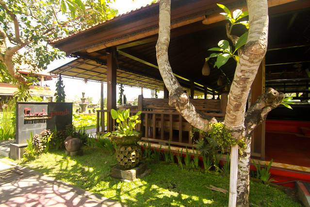 Pundi-Pundi Grill & Asian Cuisine