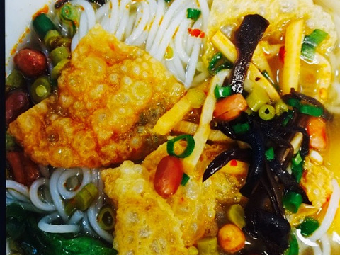 军元柳州螺蛳粉(江湾店)