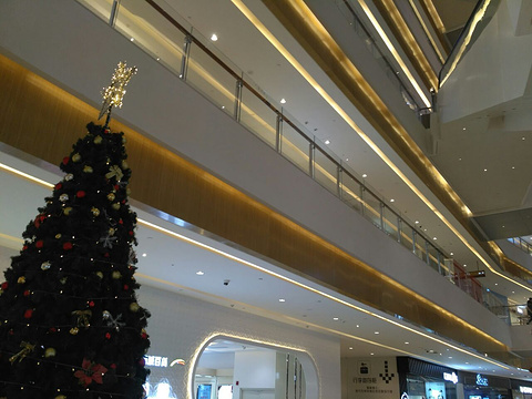 jins高雄汉神百货店