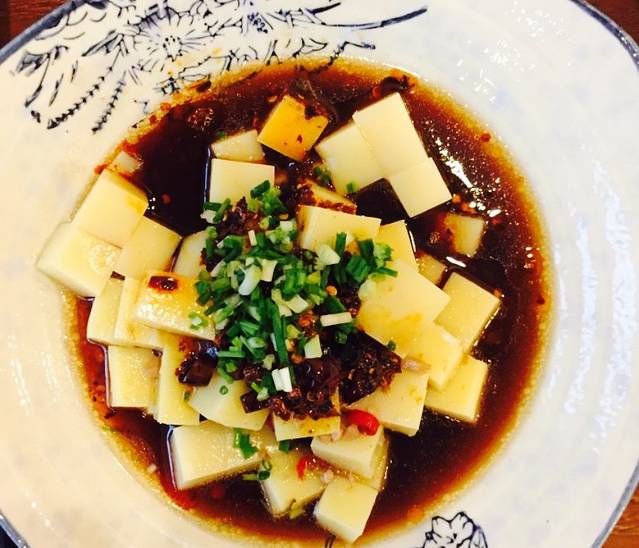 桃源河边豆花饭