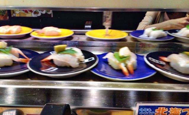 Daiki Suisan Sushi-Go-Round ( Kaitensushi ) Universal City Walk Osaka