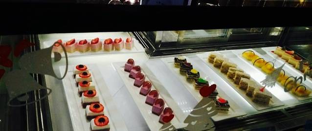 宜宾绿发皇冠假日酒店·汇咖啡厅