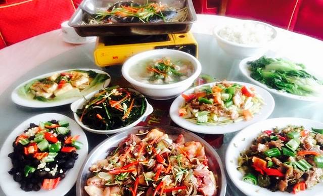 丹山美食园(仁化丹霞山店)