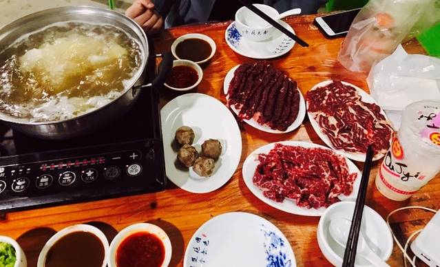 蔡社牛肉城(龙湖店)