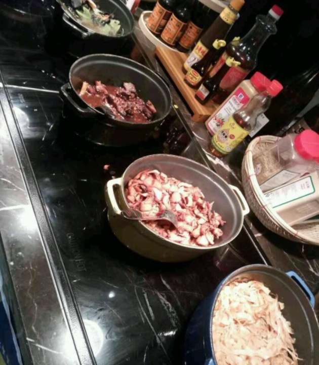 南京玄武湖假日酒店·悦·咖啡自助餐