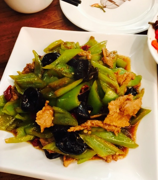 小燕子窝主题餐厅