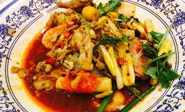 蜀天上麻辣香锅(正大生活馆店)