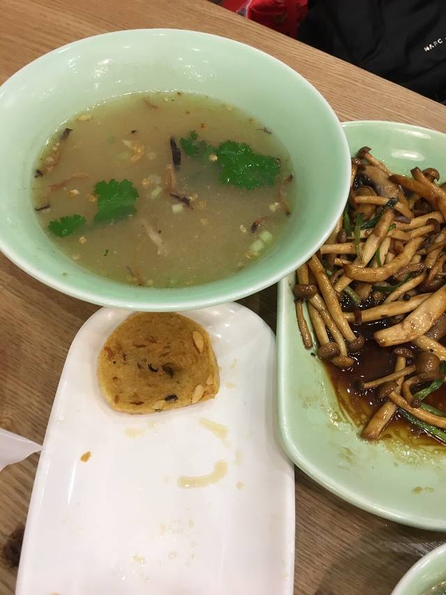 潮界(绿地缤纷城店)