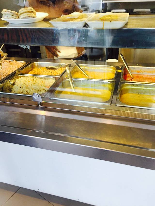 Loop Restaurant and Cafe