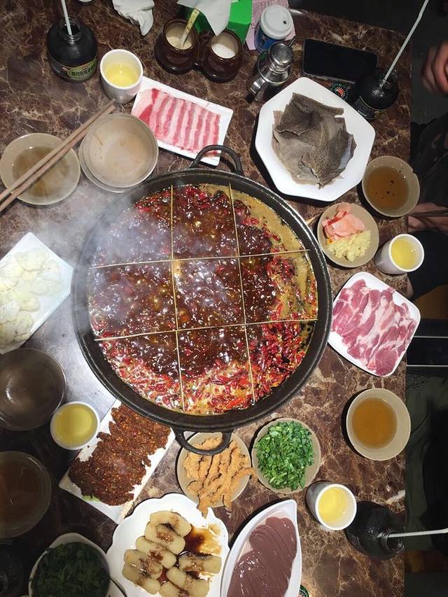 渝宗老灶火锅(黄泥塝店)