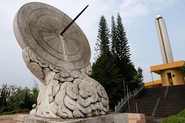 墨江北回归线标志园