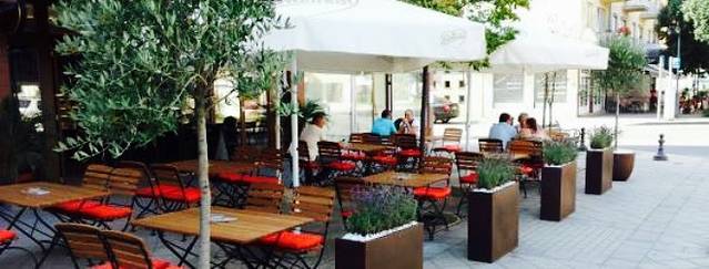 Kis Édes Patisserie and Café