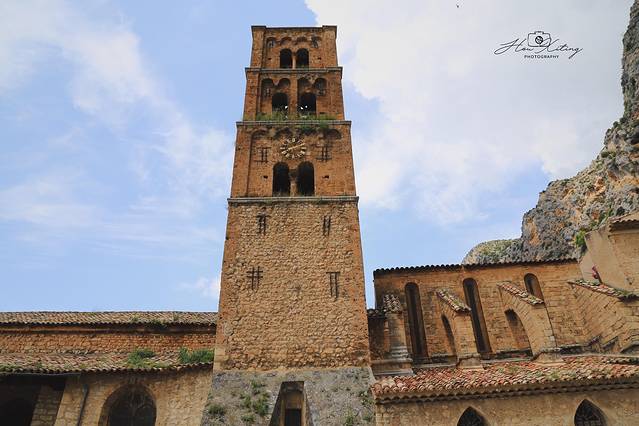 穆斯捷－圣玛丽