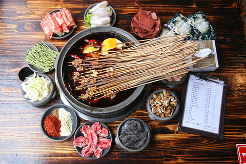 观窑砂锅串串香(总店)