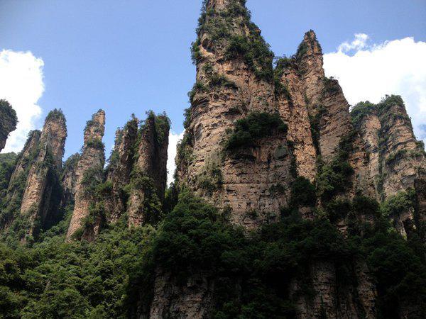 在美景中游走-精华省钱张家界两日旅游攻略