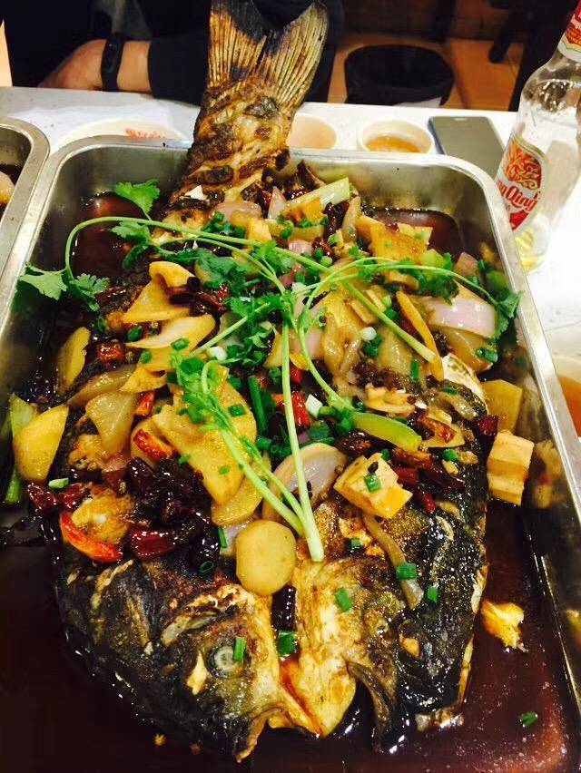 沈姐万州烤鱼(沙坪坝总店)