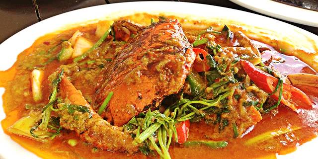 Khin Lom Chom Sa Phan