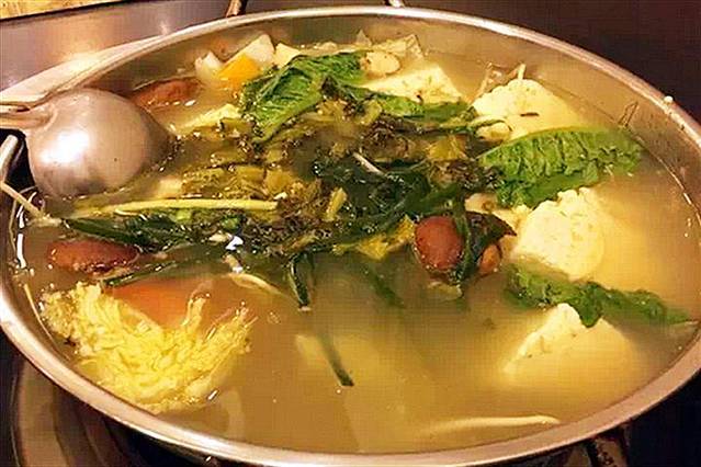 泸州晋妈豆花鱼火锅(营门口店)