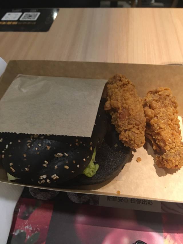 麦当劳(伟城广场店)