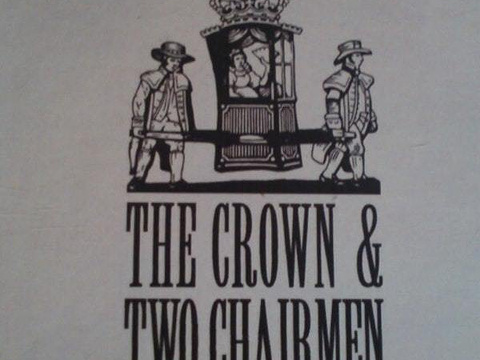 The Crown And Two Chairmen旅游景点图片