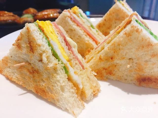 艺外咖啡(省博店)