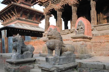 查尔纳拉扬神庙