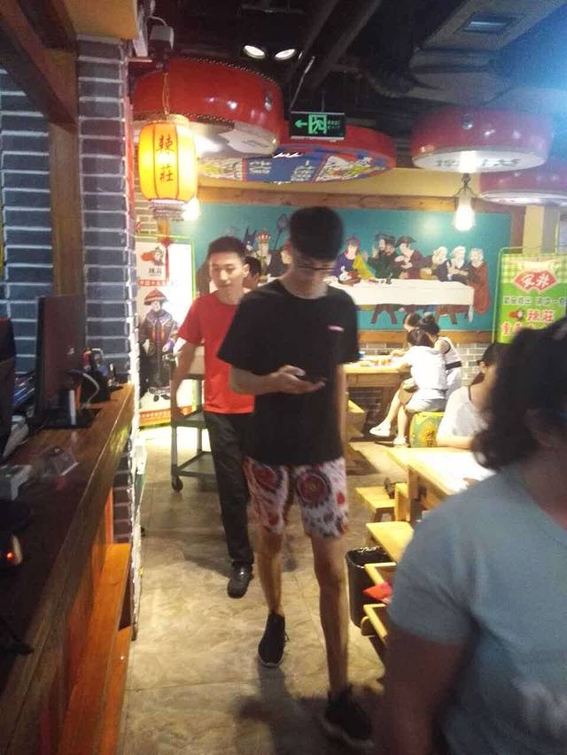 辣莊重庆老火锅·手工菜(泰华店)