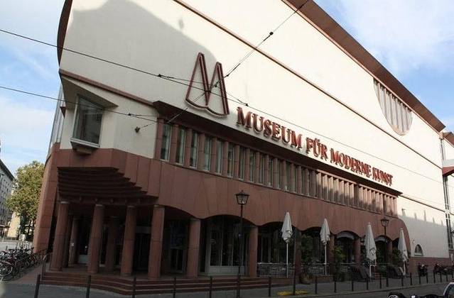 法兰克福现代艺术博物馆