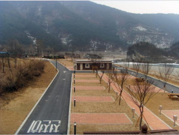 东江汽车露营场