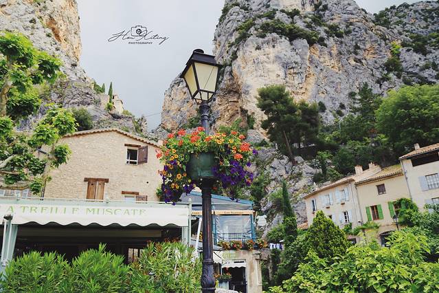 穆斯捷－圣玛丽