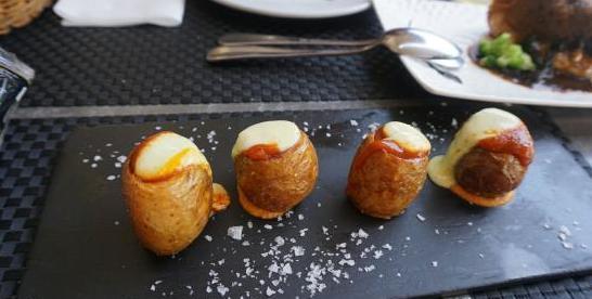 Catalina casa de comidas