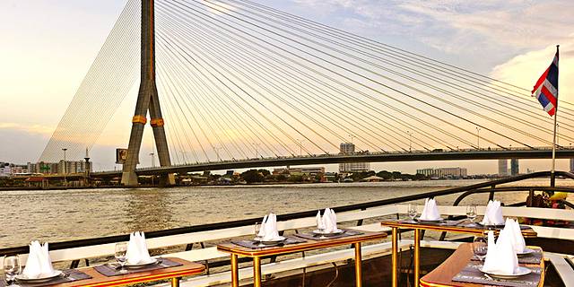 Khin Lom Chom Sa Phan