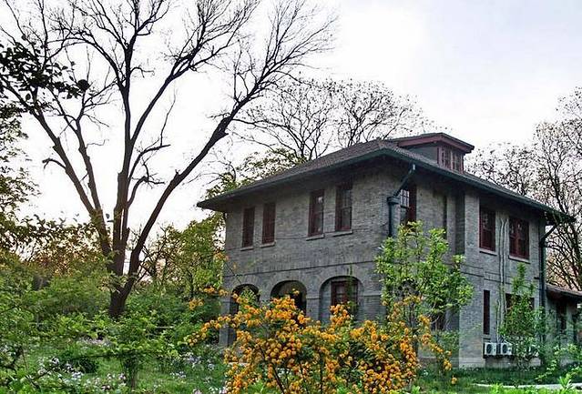 北京大学-燕南园