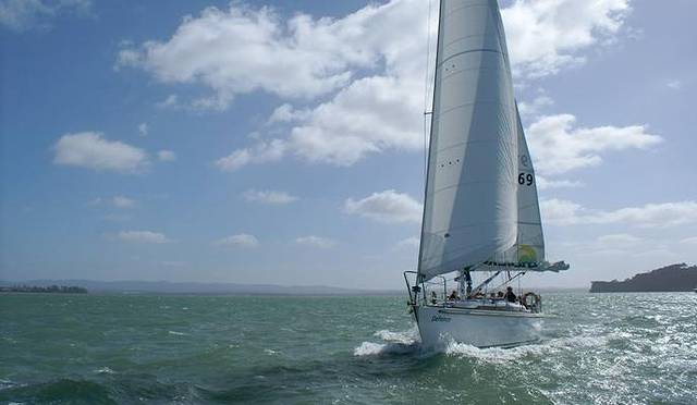 Explore Group - Harbour Sailing & Dining Cruises