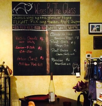White Buffalo Wine Bar and Bistro的图片