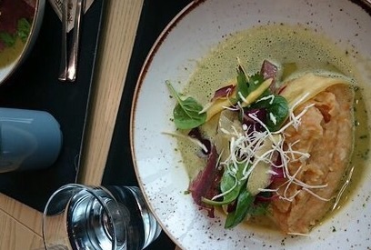 A L'Ecu de Bourgogne Hotel- Brasserie