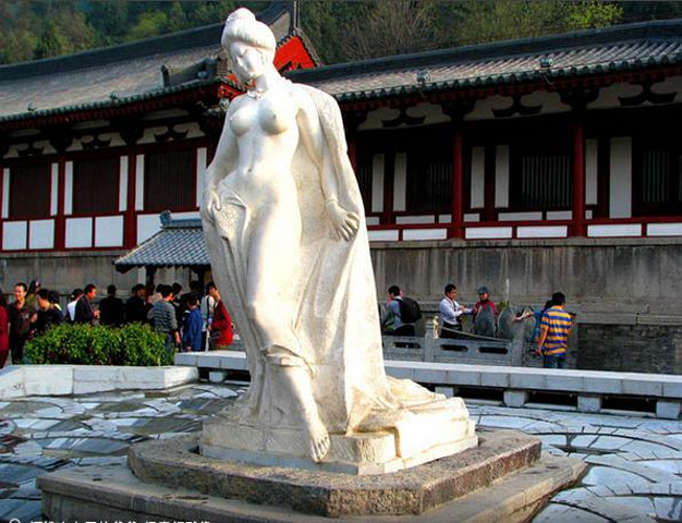 华清宫遗址之上的一座皇家宫苑以周幽王烽火戏诸侯唐玄宗与杨贵妃的