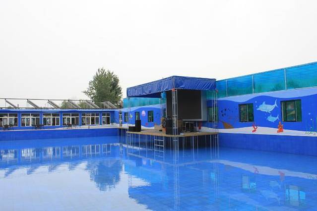 神秘岛温泉戏水乐园