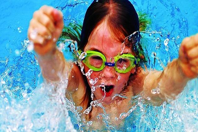 华侨城英派斯健身游泳馆