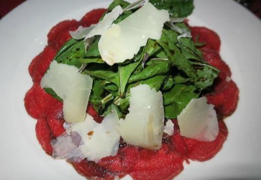 Vintage lounge bar and restaurant 