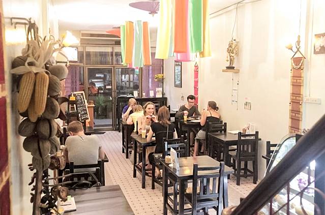 May Kaidee Samsen - Vegetarian Restaurant