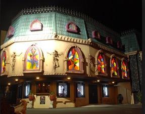 Dracula's Cabaret Restaurant