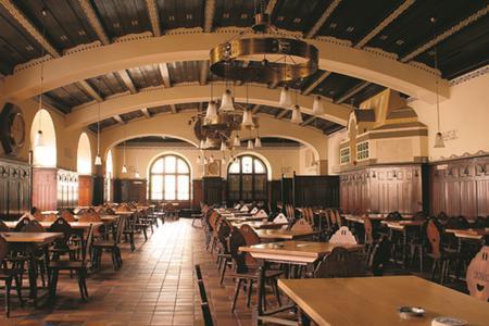 奥古斯汀啤酒餐厅