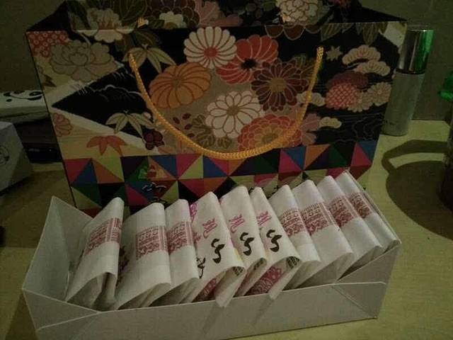 嘉华香妃现烤鲜花饼(永胜路店)