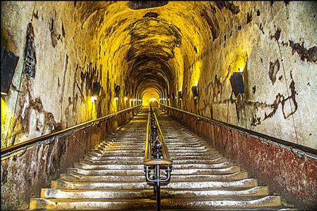 波默里香槟酒窖