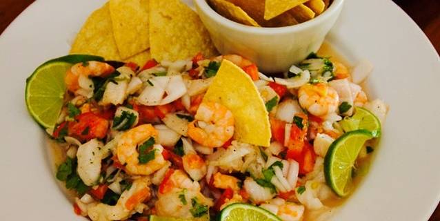 Maya Luna Restaurant