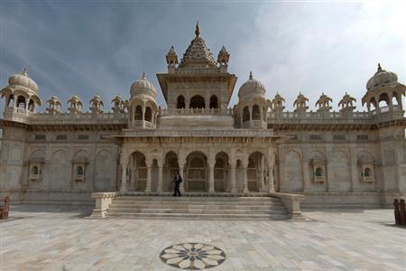 贾斯旺萨达陵墓