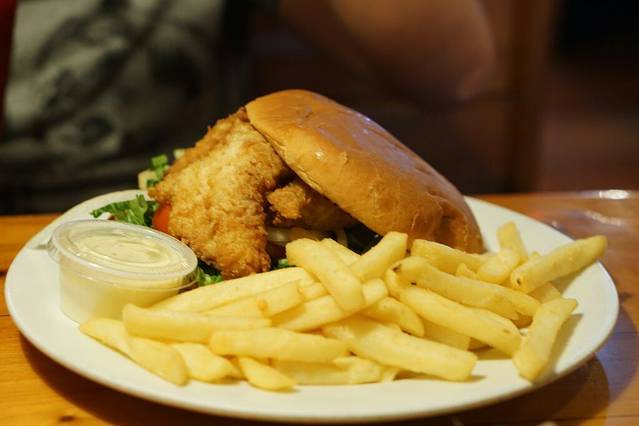 Island Spice Restaurant & Bar