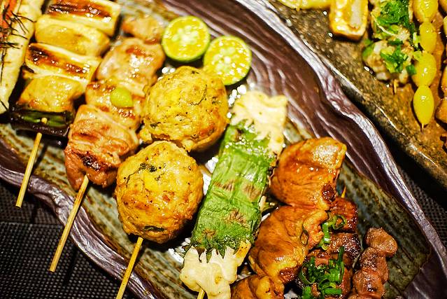 炉石六本目炉端烧専門店(和平总店)