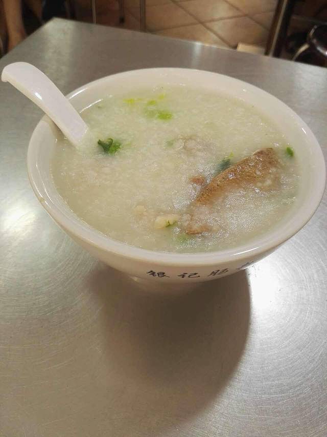 银记肠粉店(石牌东店)